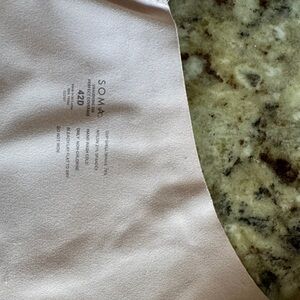 Soma Vanishing 360 Front Closure Bra